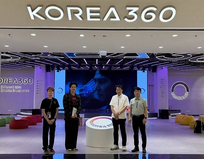▲두바이의 'KOREA 360'을 방문한 모습  제공=경북문화 관광공사