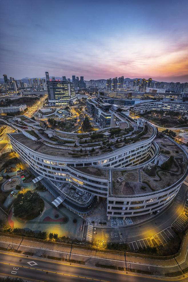 정부세종청사 옥상정원 (사진=세종시문화관광재단)