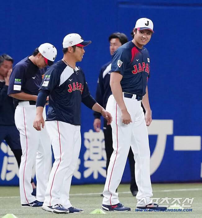 오타니ㅘ 곤도(오른쪽부터).스포츠조선 DB