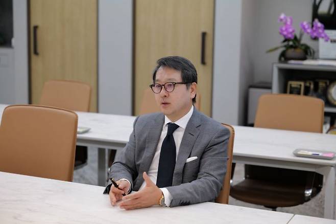 김갑유 변호사. 법무법인 피터앤김