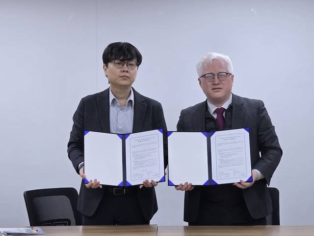 에이씨엔에스·한국점자도서관 제공