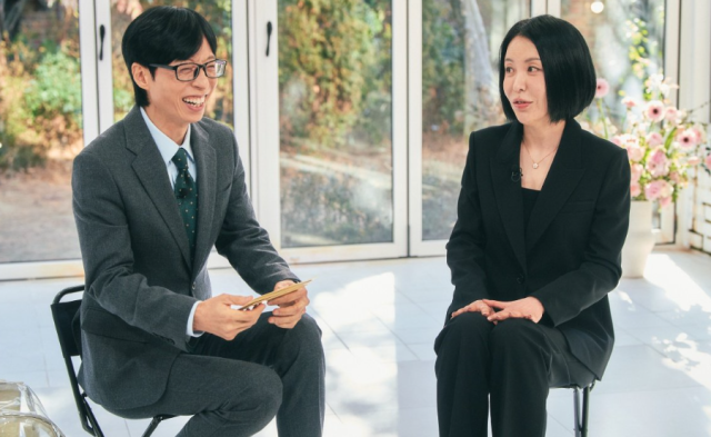 K팝 신화의 산실인 SM엔터테인먼트에서 22년간 수많은 별을 길러낸 윤희준 센터장이 예능 나들이에 나선다./ tvN ‘유 퀴즈 온 더 블럭’