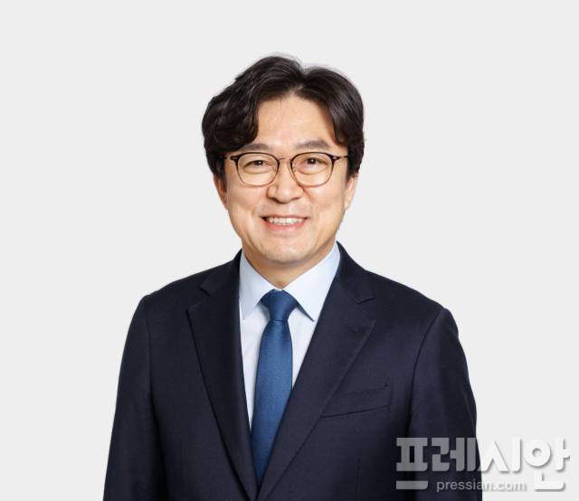 권혁우 