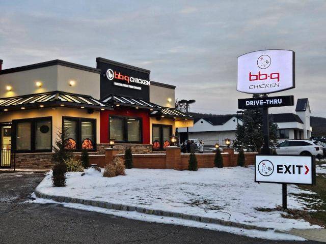 BBQ치킨 뉴저지 프랭클린점 [사진=제너시스BBQ그룹]
