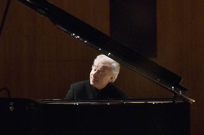 안드라스 쉬프(c)Petre Fischli / LUCERNE FESTIVAL(마스트미디어 제공)