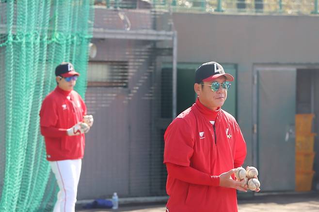 SSG 조동찬 코치. 사진 | SSG 랜더스