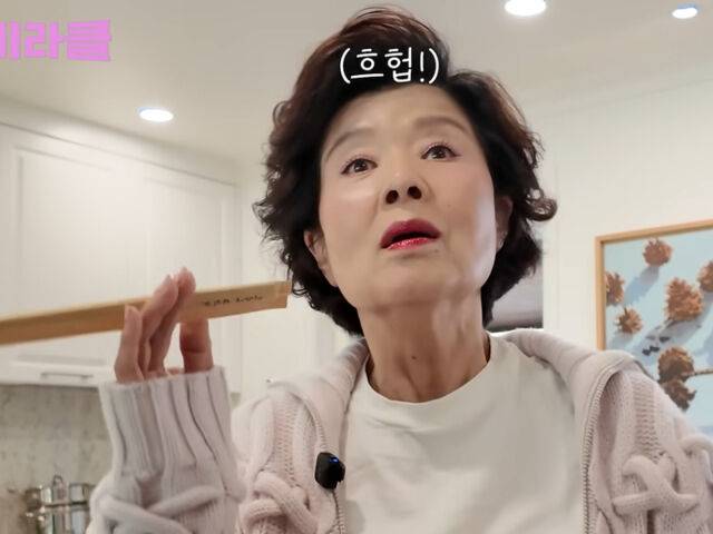 윤미라가 살을 빼기 위해 담배를 경험해 봤다고 밝혔다. / 유튜브 '윤미라'