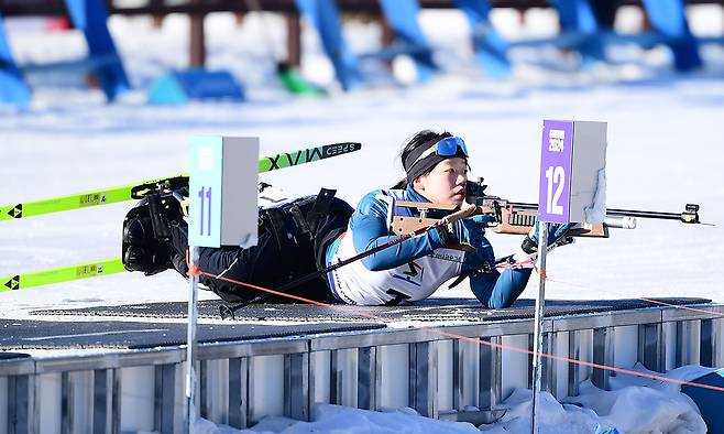 바이애슬론 인디비주얼 김윤지