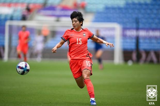 전유경이 5일 호주 퀸즐랜드주 골드코스트의 골드코스트 스타디움에서 열린 필리핀과 AFC 여자 아시안컵 조별리그 A조 2차전에서 드리블을 하고 있다. 사진 제공=대한축구협회
