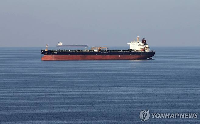 호르무즈 해협을 지나는 유조선(기사와 직접 관련 없음) [로이터 연합뉴스 자료사진 재판매 및 DB 금지]