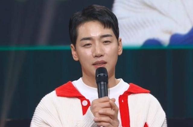 가수 박군이 아내 한영과의 불화설을 해명했다. KBS 제공