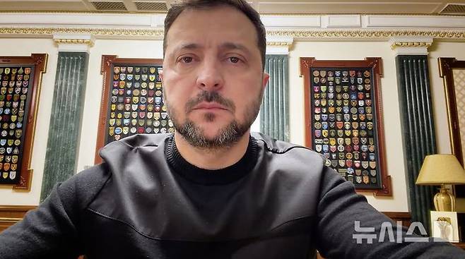 [서울=뉴시스]볼로디미르 젤렌스키 우크라이나 대통령이 지난달 25일(현지시간) 화상 연설을 하고 있다. (사진 = 우크라이나 대통령실 홈페이지 갈무리) 2026.03.06 photo@newsis.com