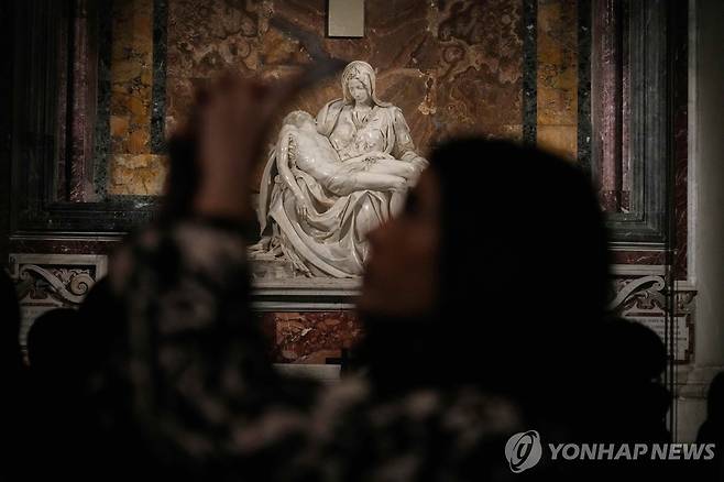 미켈란젤로의 걸작 '피에타' [AP 연합뉴스 자료사진. 재배포 및 DB 금지]
