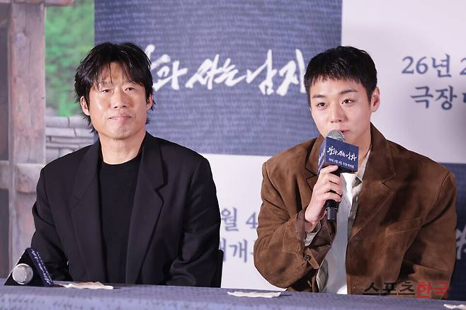 영화 '왕과 사는 남자' 언론배급 시사회에 참석한 유해진, 박지훈. 2026.1.21 ⓒ이혜영 기자 lhy@hankooki.com