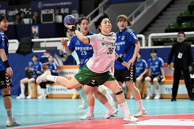 부산시설공단 연은영. 한국핸드볼연맹 제공