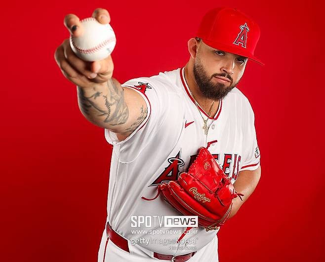 ▲ 마노아는 2023년부터 급격한 내리막을 탔고, 아직 반등의 조짐을 보여주지 못하며 팬들을 초조하게 하고 있다