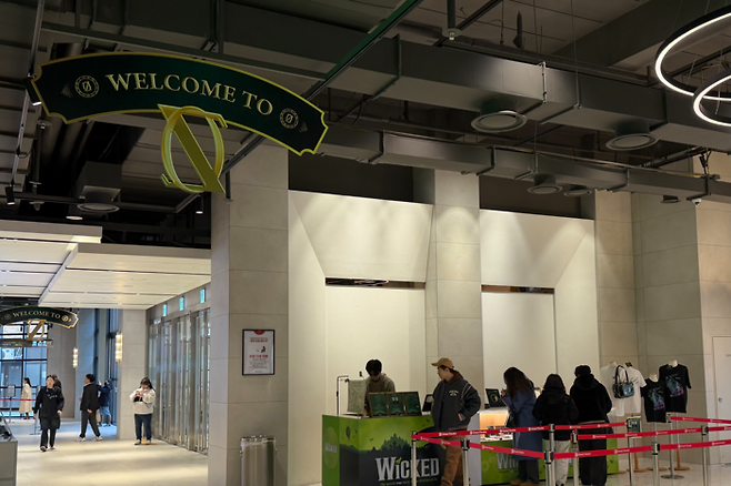 지난 10일 방문한 뮤지컬 위키드가 공연 중인 부산 드림씨어터 내부. 정수민기자