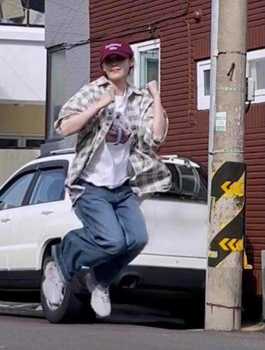 가수 아이유 인스타그램