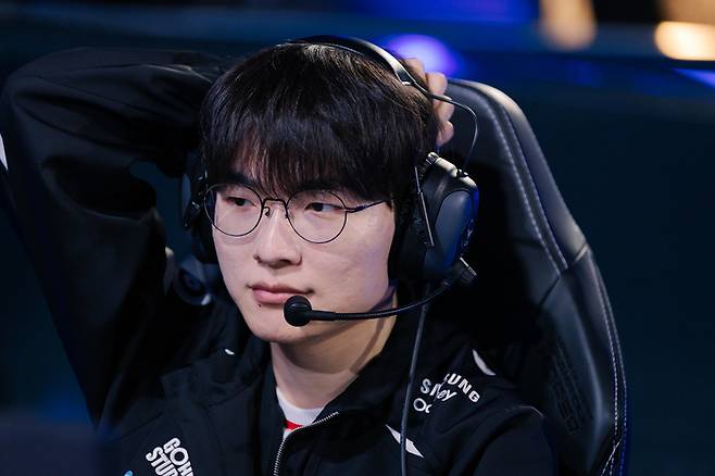 T1 ‘페이커’ 이상혁이 서울 종로구 롤파크에서 열린 2026 시즌 오프닝 경기를 준비하고 있다. 사진 | 라이엇 게임즈