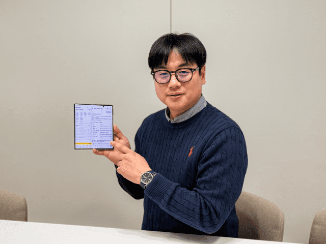 이학준 대표가 플로우 AI의 신규 기능을 소개하고 있다. (사진=마드라스체크)