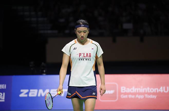 안세영이 왕즈이에 패해 전영오픈 준우승에 그쳤다. 뉴스1
