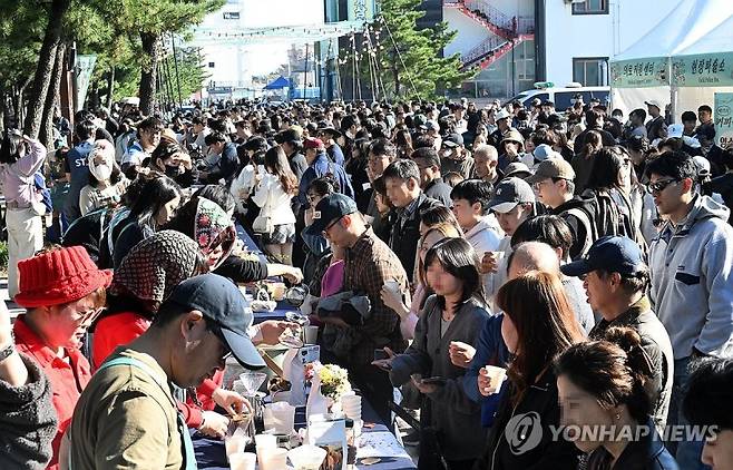 지난해 열린 강릉 커피축제. 연합뉴스