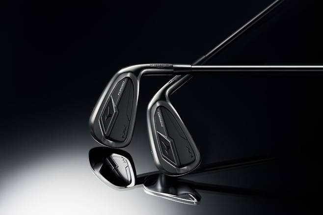 2026 신제품 ‘한정판 MX FORGED 블랙 에디션’