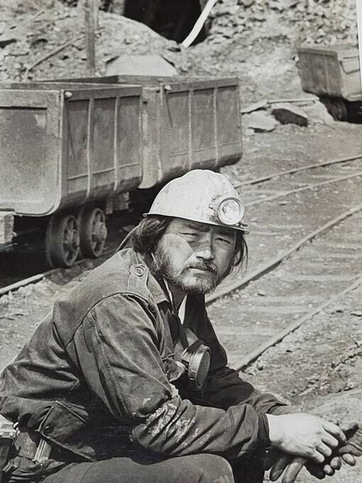 1982~83년 강원 태백시 태영광업소에서 광부로 일할 당시 황재형 작가. 지난 2021년 한겨레에 처음 공개됐던 사진이다.