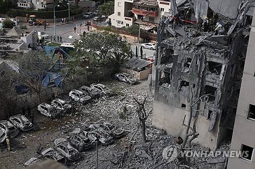 미사일 공격 받은 이스라엘 (EPA=연합뉴스)