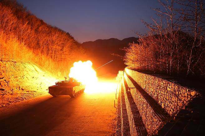 22사단 전차포 사격 훈련 [육군 제22보병사단 제공. 재판매 및 DB 금지]