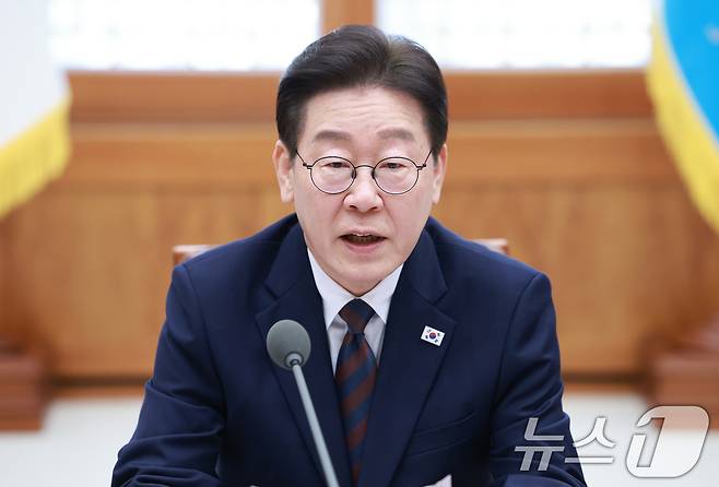 이재명 대통령이 9일 청와대에서 열린 중동상황 관련 비상경제점검회의에서 발언하고 있다. (청와대통신사진기자단) 2026.3.9 ⓒ 뉴스1 이재명 기자