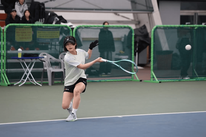 아킬레스건 파열로 선수 생명 중단의 위기를 맞았다가 국가대표 선발전을 1위로 통과한 엄예진.&nbsp;