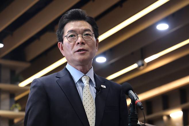 6.3지방선거 서울시장 출마를 위해 구청장직을 사퇴하는 정원오 성동구청장이 지난 4일 오후 서울 성동구청에서 퇴임사를 하고 있다./뉴스1