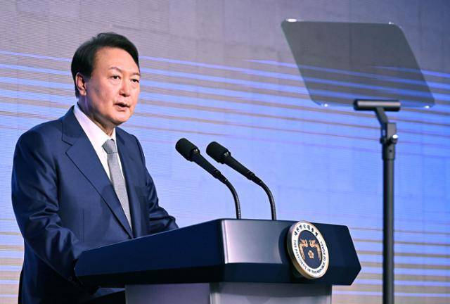 2022년 10월 6일 당시 윤석열 대통령이 서울 용산구 그랜드하얏트서울에서 열린 대한민국재향군인회(향군) 창설 제70주년 기념식에서 축사를 하고 있다. 서재훈 기자