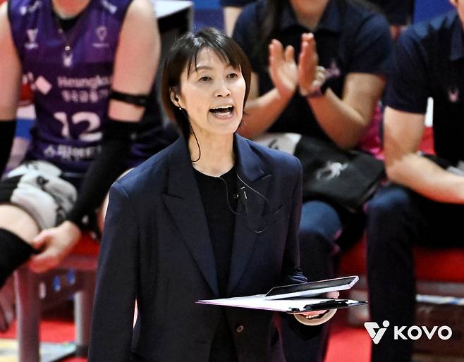 요시하라 토모코 흥국생명 감독. KOVO 제공