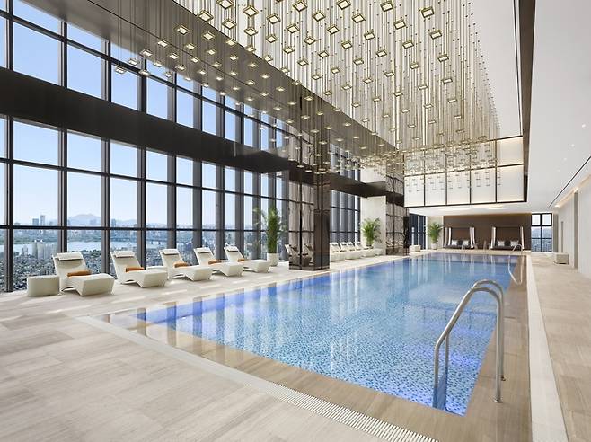 웰니스 클럽 수영장 / 사진=풀만 앰배서더 서울 이스트폴
