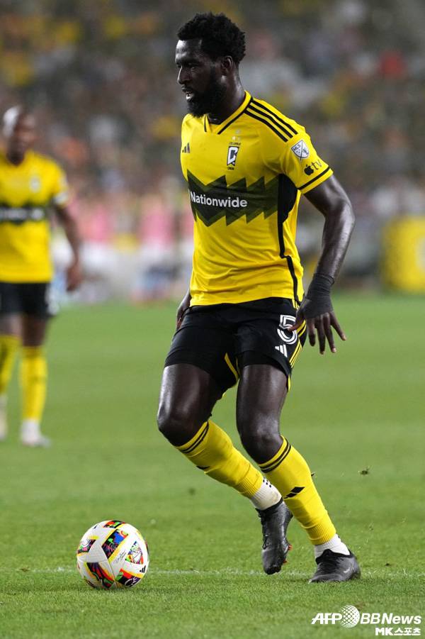 데릭 존스는 자신이 경고 카드를 받을지에 대한 베팅에 가담한 것으로 드러났다. 사진=ⓒAFPBBNews = News1