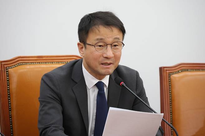 한병도 더불어민주당 원내대표가 10일 국회에서 열린 원내대책회의에서 발언하고 있다. ⓒ연합뉴스