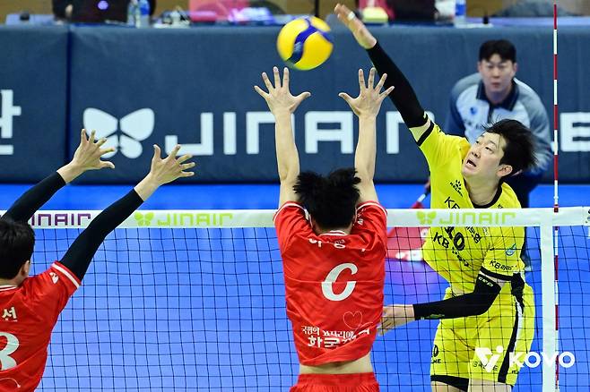 KB손해보험과 한국전력의 경기 장면 [한국배구연맹 제공. 재판매 및 DB 금지]
