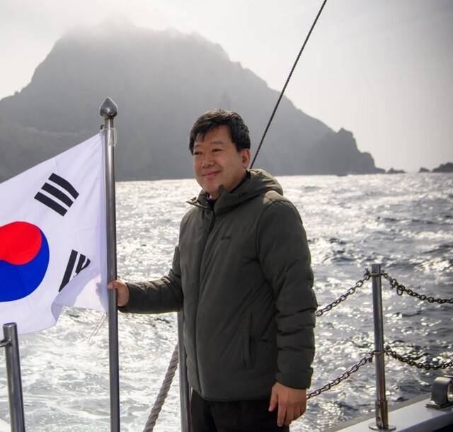 독도 지키듯 무소속 정면돌파 나선 남한권 울릉군수. 남 군수 페이스북 갈무리