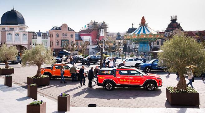 KGM이 지난 2월 독일 브륄에서 딜러콘퍼런스를 개최해 무쏘를 공개하고 있다. (사진=KGM)