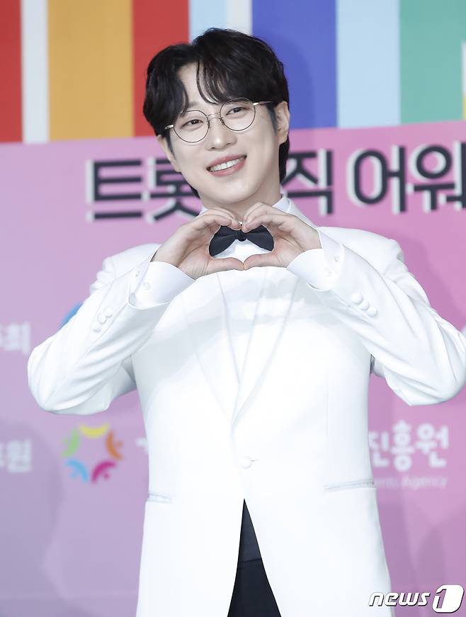 가수 안성훈 ⓒ 뉴스1 권현진 기자