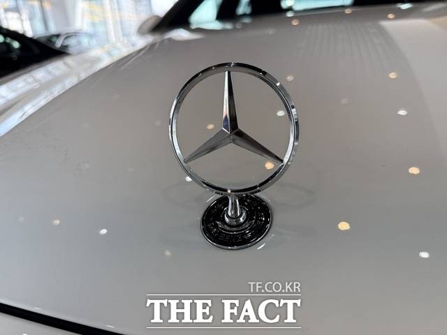 벤츠 전기차 배터리 표시 논란으로 공정위가 시정명령과 과징금112억3900만원을 부과했다. /더팩트 DB