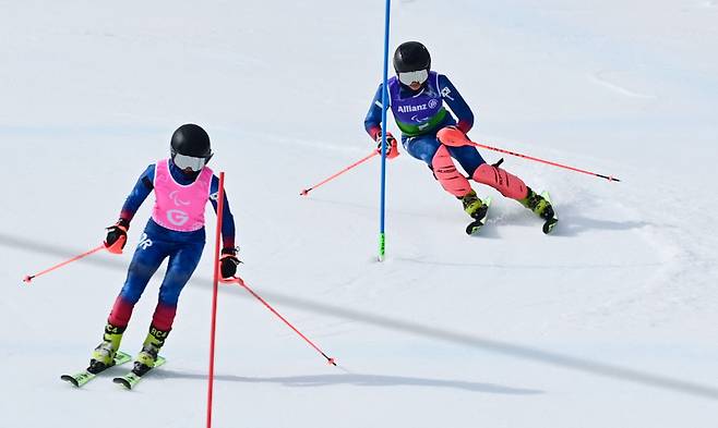 최사라(오른쪽)-어은미 가이드. 사진=대한장애인체육회