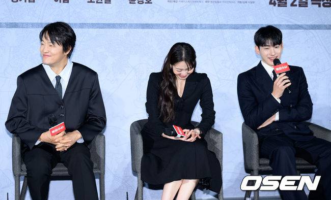 화기애애한 분위기 속에서도