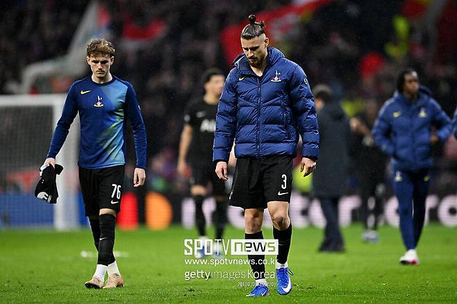 ▲ 11일 마드리드 리야드 에어 메트로폴리타노에서 열린 아틀레티코 마드리드와 토트넘 홋스퍼의 유럽챔피언스리그 16강 1차전. 토트넘은 파격 선발을 내세웠다가 어처구니없는 경기력만 남긴 채 크게 무너졌다.