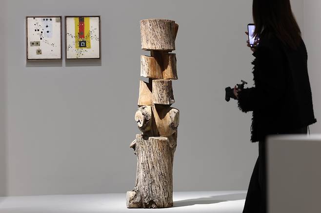 아르헨티나에 가서 전기톱으로 처음 작업한 작품. '합이합일 분이분일 1984-84'(1984). /뉴시스