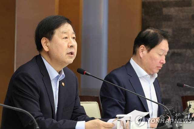 구윤철 부총리 겸 재정경제부 장관이 12일 서울 중구 대한상공회의소에서 열린 기업혁신 지원 민관협의체 킥오프회의에서 발언하고 있다. 연합뉴스