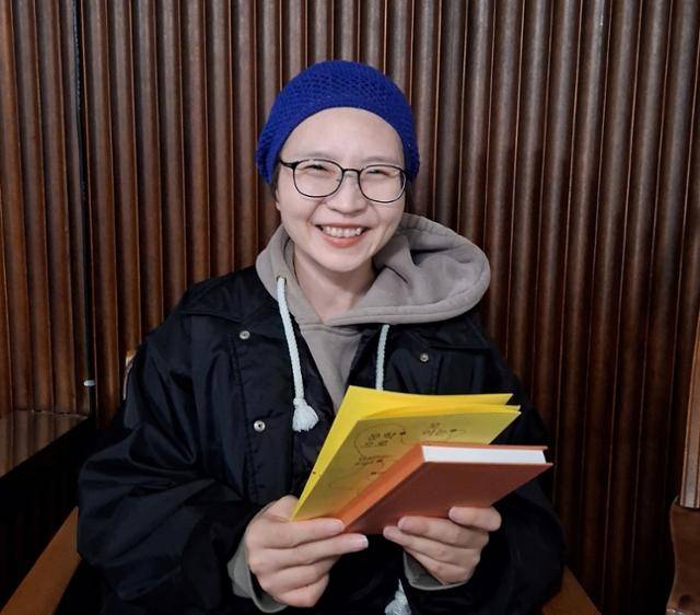 “삶이란 운칠기삼이라 시련이 닥치는 건 불가항력이지만, 시련을 대하는 태도는 내가 정할 수 있어요.” 김새섬 독서플랫폼 ‘그믐’ 대표의 말이다. 본인 제공