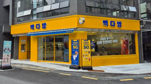 빽다방 신논현역점. [사진=더본코리아 제공]